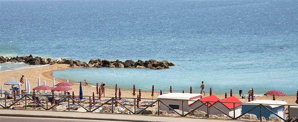 Hotel Giannino Porto Recanati Esterno foto