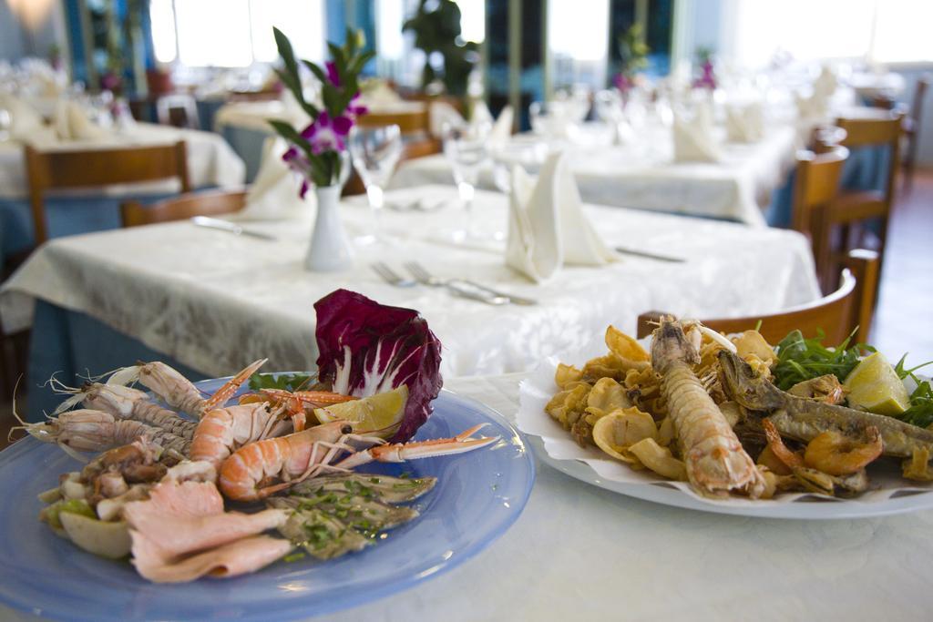 Hotel Giannino Porto Recanati Esterno foto
